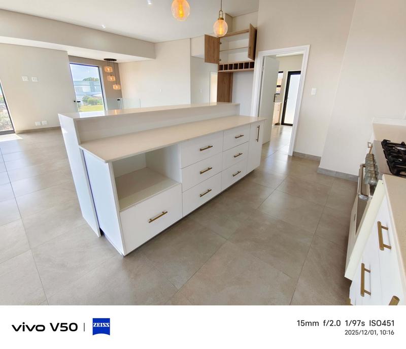 3 Bedroom Property for Sale in Hartenbos Heuwels Western Cape